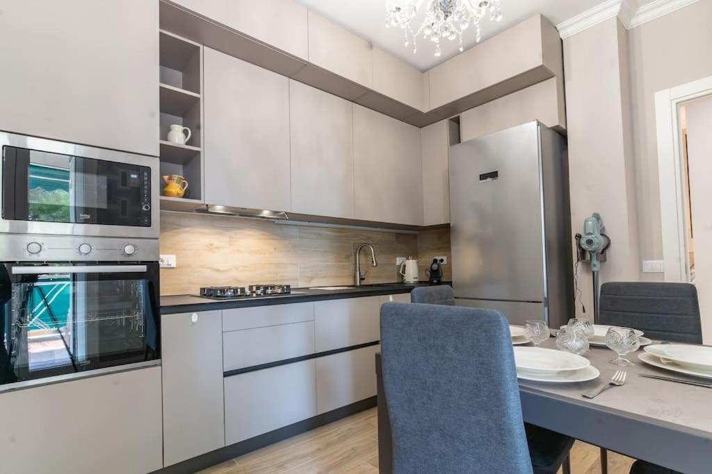 Victor Free Private Parking Appartement San Remo